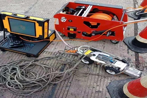 峄城CCTV管道检测机器人