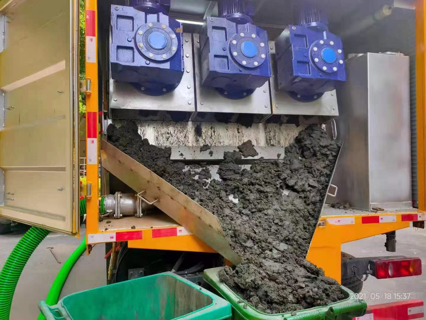 峄城化粪池清掏城市维护站-泥浆净化干湿分离处理